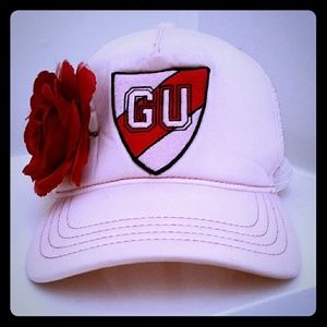 G UNIT Pink baseball cap with large red rose.